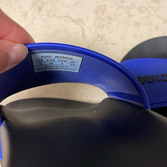Balenciaga logo pool slide slide size 38 🖤💙 - Picture 7 of 7